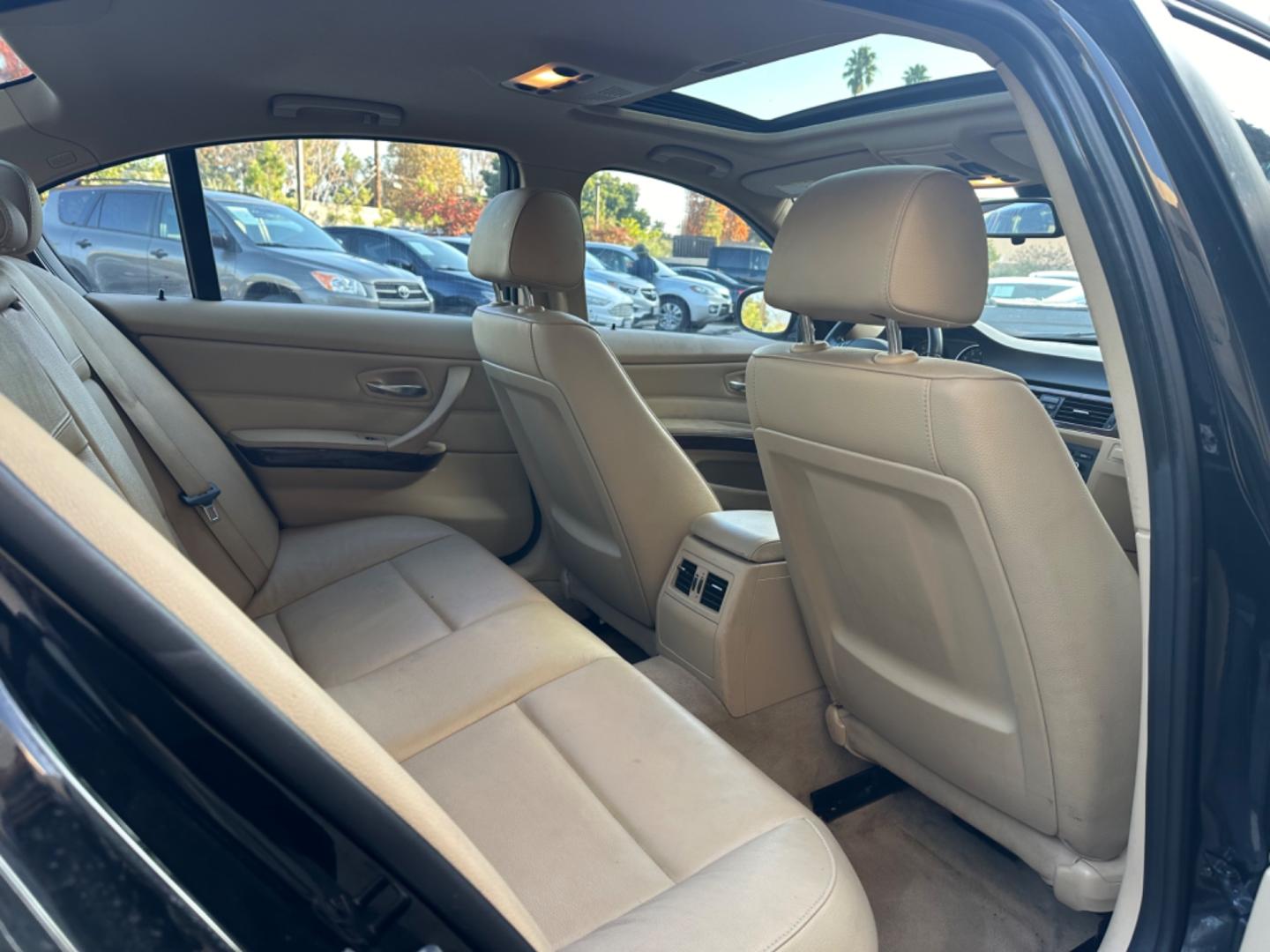 2011 Black /tan BMW 3-Series 328i (WBAPH7C58BE) with an 3.0L L6 DOHC 24V engine, located at 30 S. Berkeley Avenue, Pasadena, CA, 91107, (626) 248-7567, 34.145447, -118.109398 - New Tire! Leather Interior! Looks and Drives Good! Bad credit? We can help! We are the bank. All our cars are thoroughly inspected and reconditioned by our technicians. FREE CARFAX report. Stop by or call to speak with our friendly staff. Whether you have bad credit, no credit, bankruptcy, or repo - Photo#12